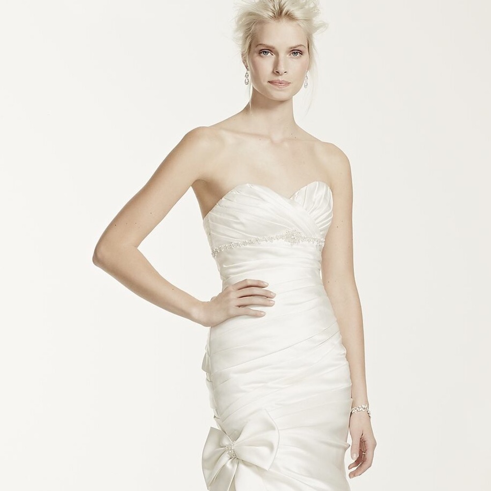 NWT David’s Bridal WEDDING DRESS W/ SIDE BOW