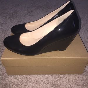 Cole Haan black patent wedge pumps, sz 11 m