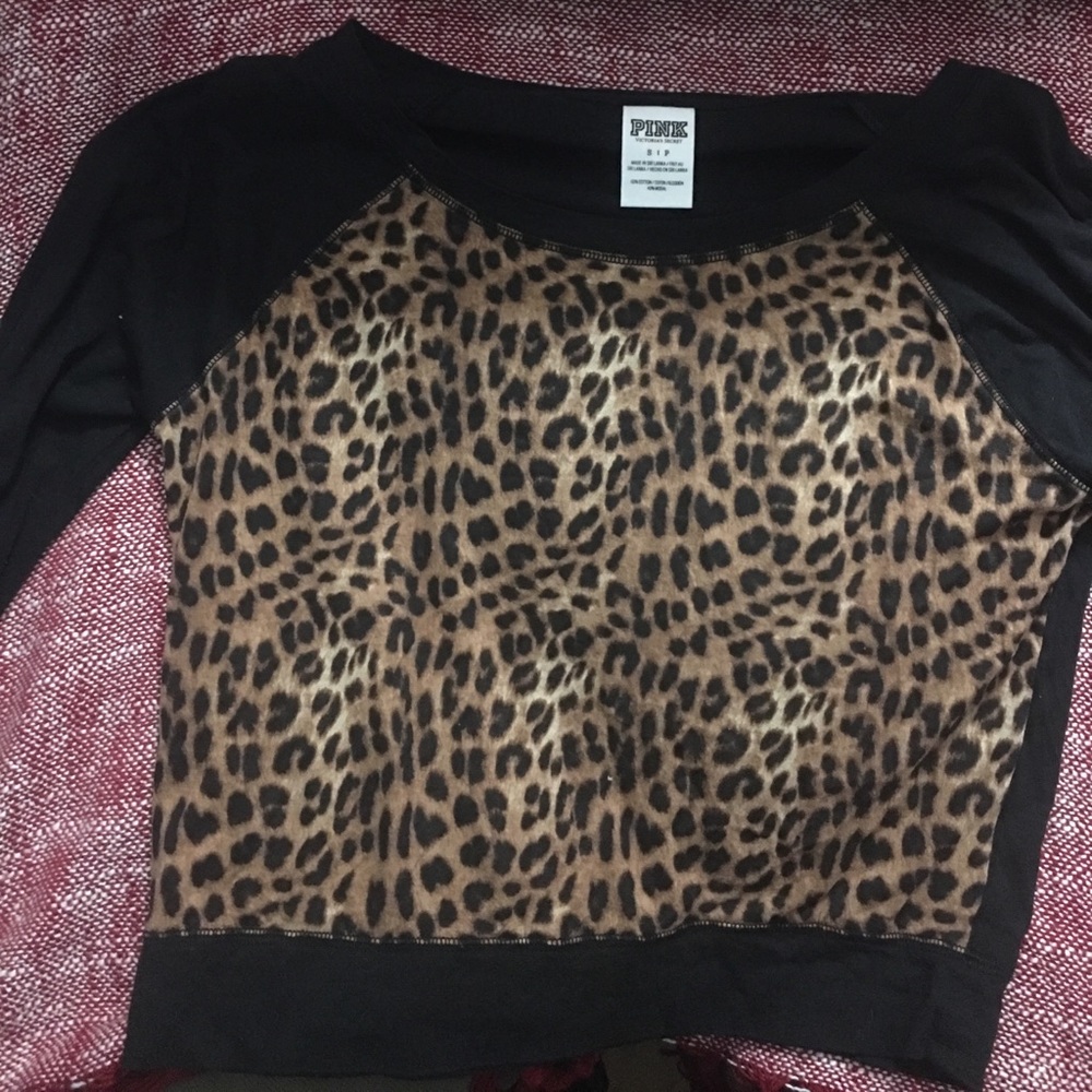 victoria’s secret PINK cheetah print t-shirt!