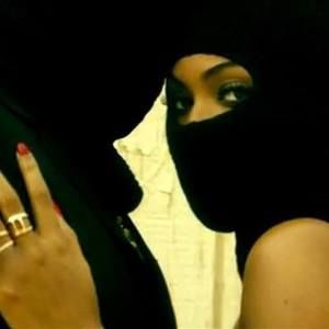 Meet your Posher, Sylvia