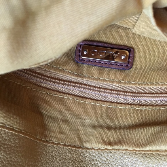 Aldo Yellow, tan, and gold clutch - Picture 3 of 5