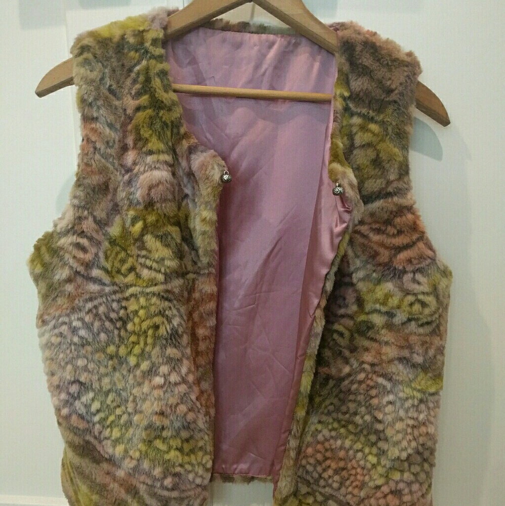 Manmade fur Vest