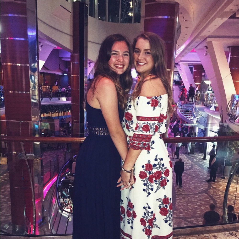 Meet your Posher, Katelyn