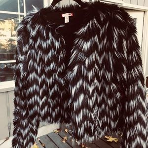 Ruby & Bloom GIRLS Size 14-16 FAUX FUR JACKET 🧥