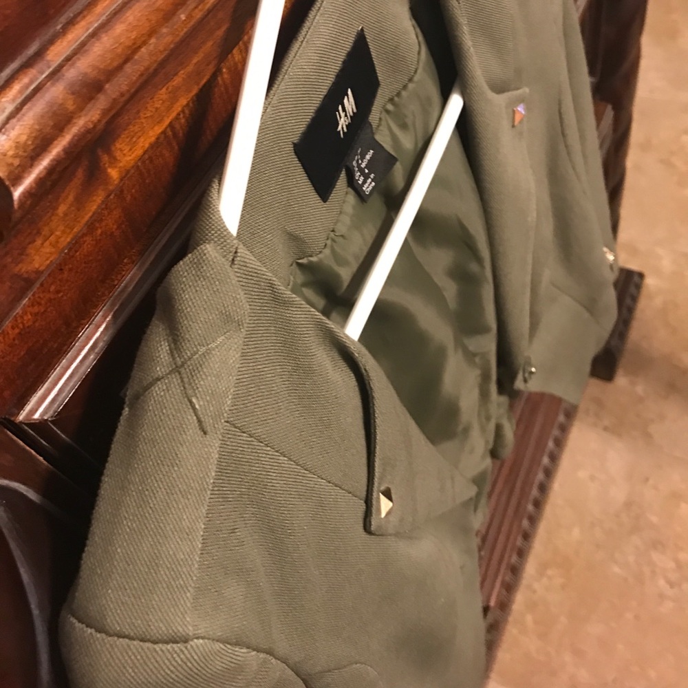 Jacket - Picture 3 of 3