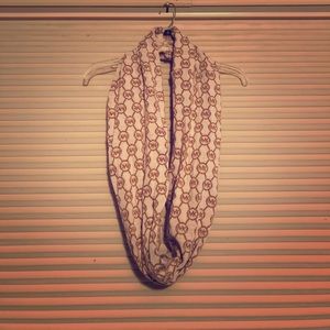 Michael Kors reversible scarf