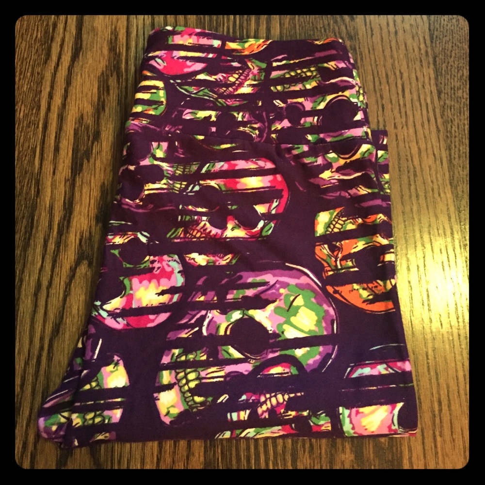 OS Skull Leggings