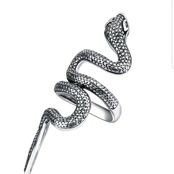 Cool Snake Ring - Picture 2 of 4