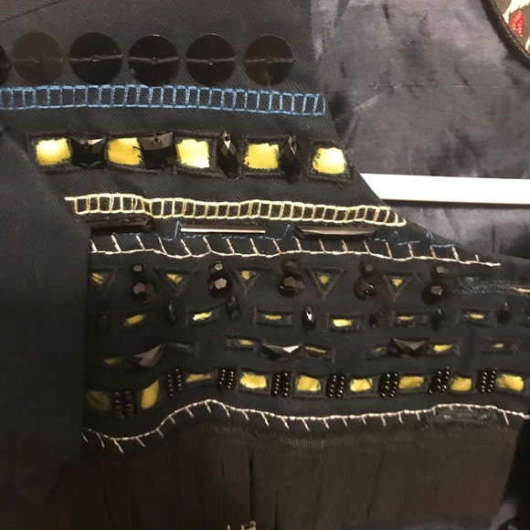 Blazer - Picture 2 of 5