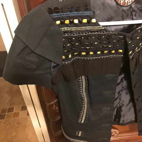 Blazer - Picture 3 of 5