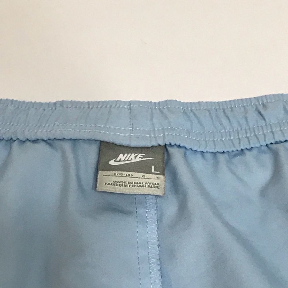 B5 Nike - Picture 5 of 5