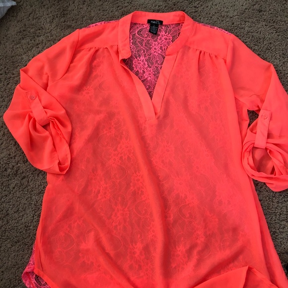 Clothes - Picture 6 of 8