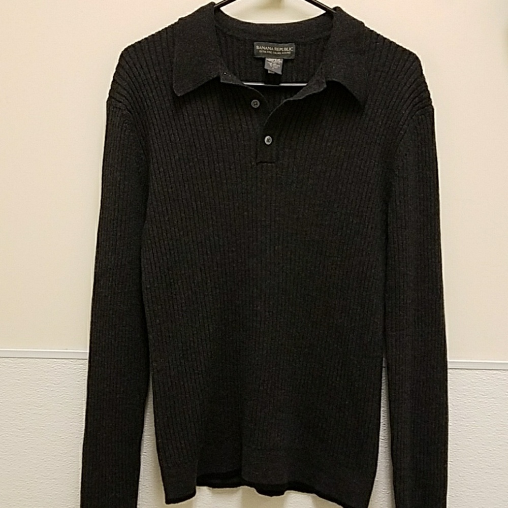 Banana Republic wool sweater - Picture 3 of 8