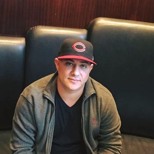 Meet your Posher, Dennis