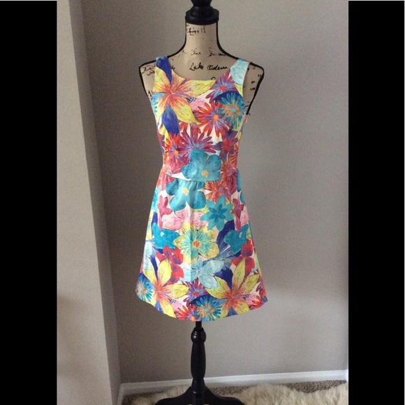 Zara Dresses & Skirts - Zara flower dress (size M) SPECIAL OFFER