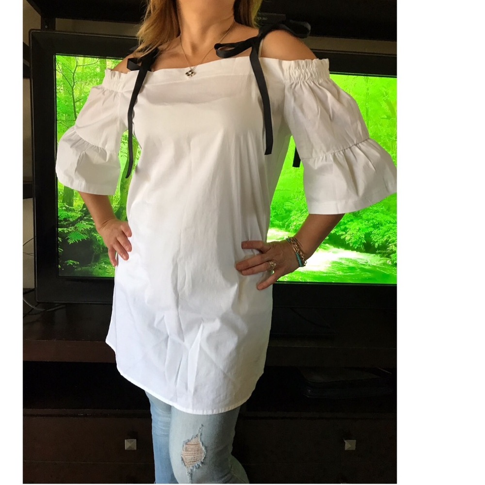 Charlotte Russe Tunic 💕 HOST PICK 💕