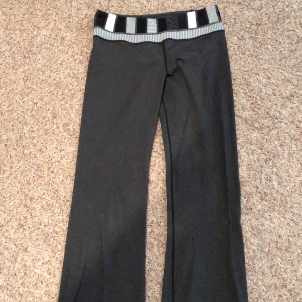 Lululemon Groove Pants, Tall size 8 FLASH SALE!!