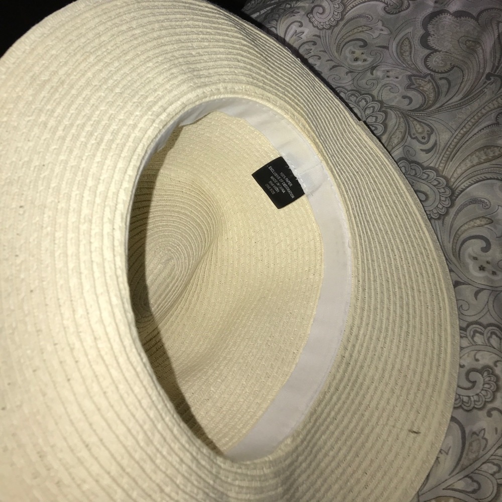 Summer beach hat - Picture 2 of 2