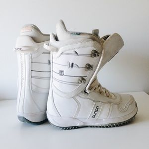 Burton® women's snowboarding boots