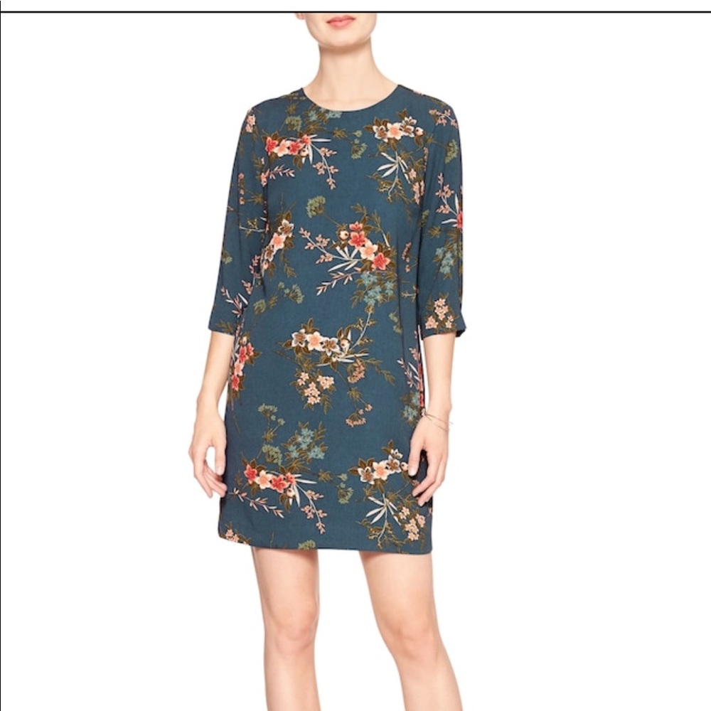 Banana republic shift dress!
