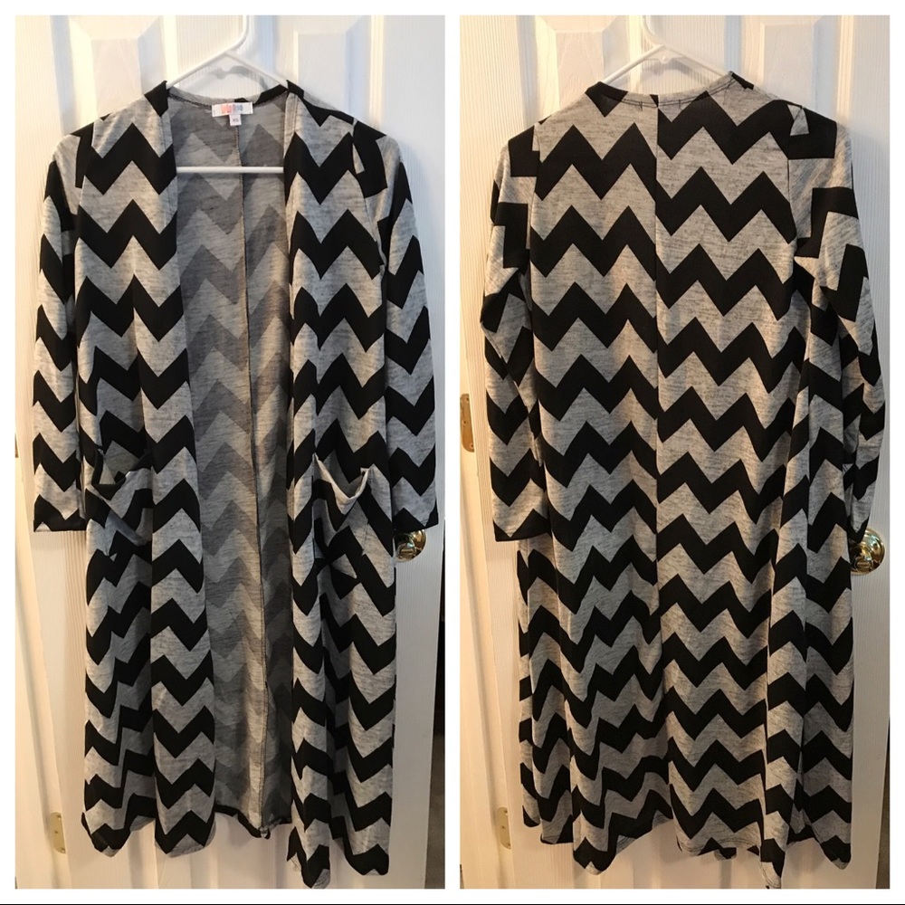 Lularoe Chevron Sarah cardigan. Size XS.