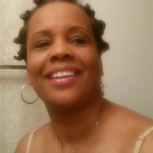 Meet your Posher, Marie