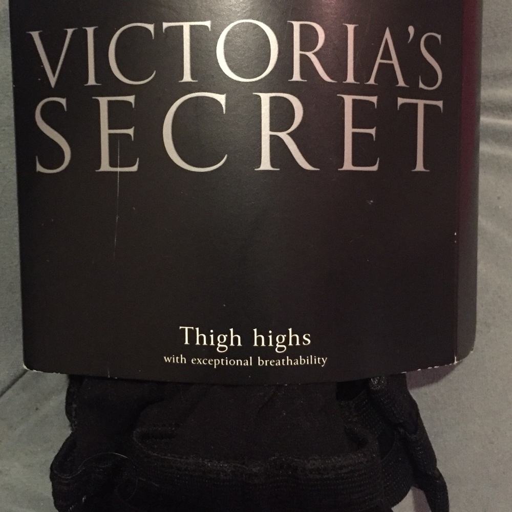 NWT📍2 pairs! VS💋 thigh-highs A