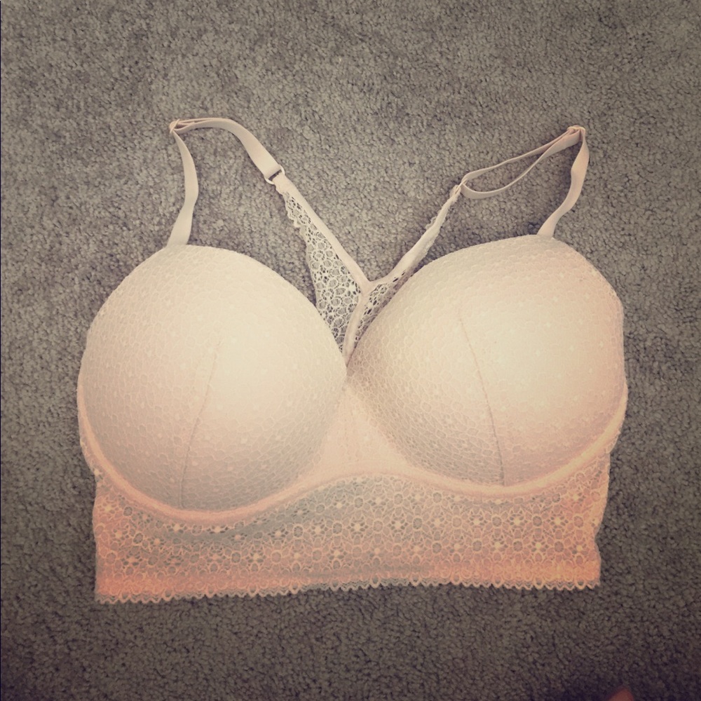 Victoria’s Secret Body by Victoria bra