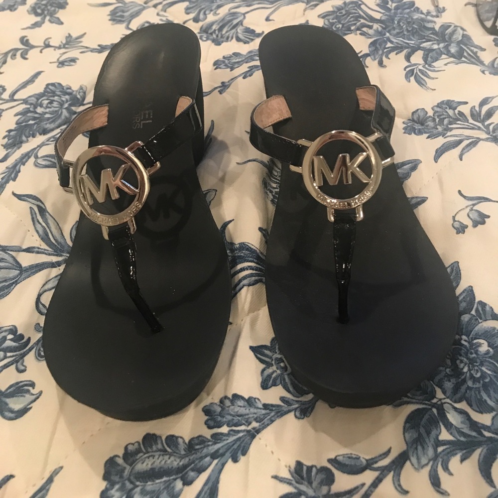 Michael Kors Wedge Sandal, Black/Silver, Size: 7.5