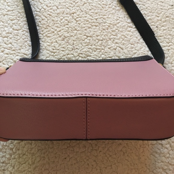 Kate Spade Crossbody - Picture 4 of 6