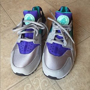 Nike sneaker, Huarache