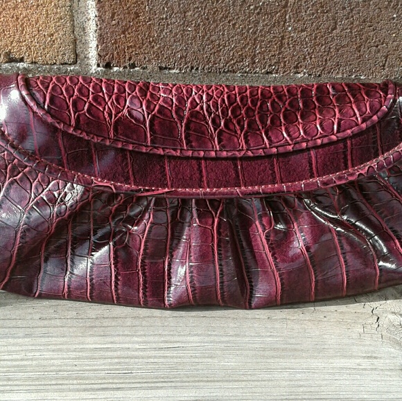 Vecceli Italy Handbags - Vecelli Italy burgandy clutch