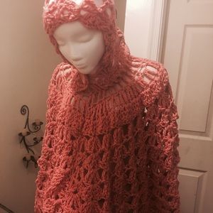 Clustered Chunky Pink Poncho