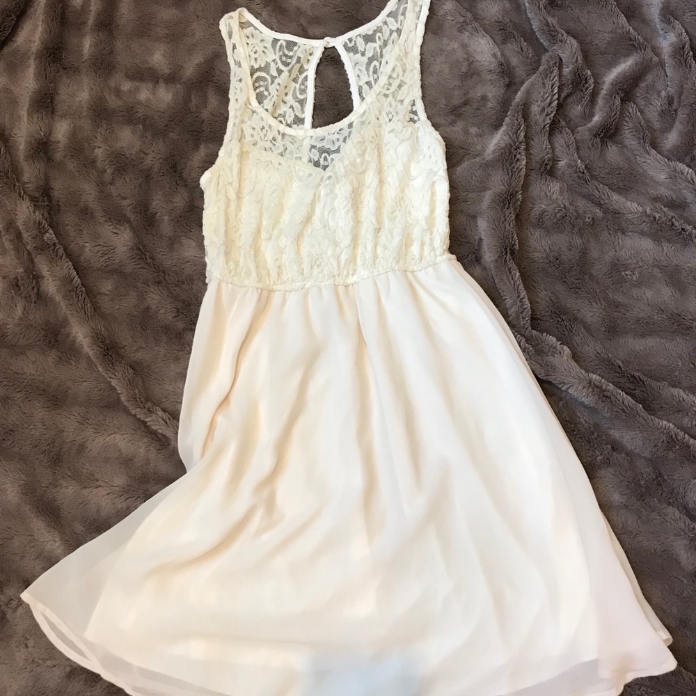 Rue 21 Chiffon Lace Dress
