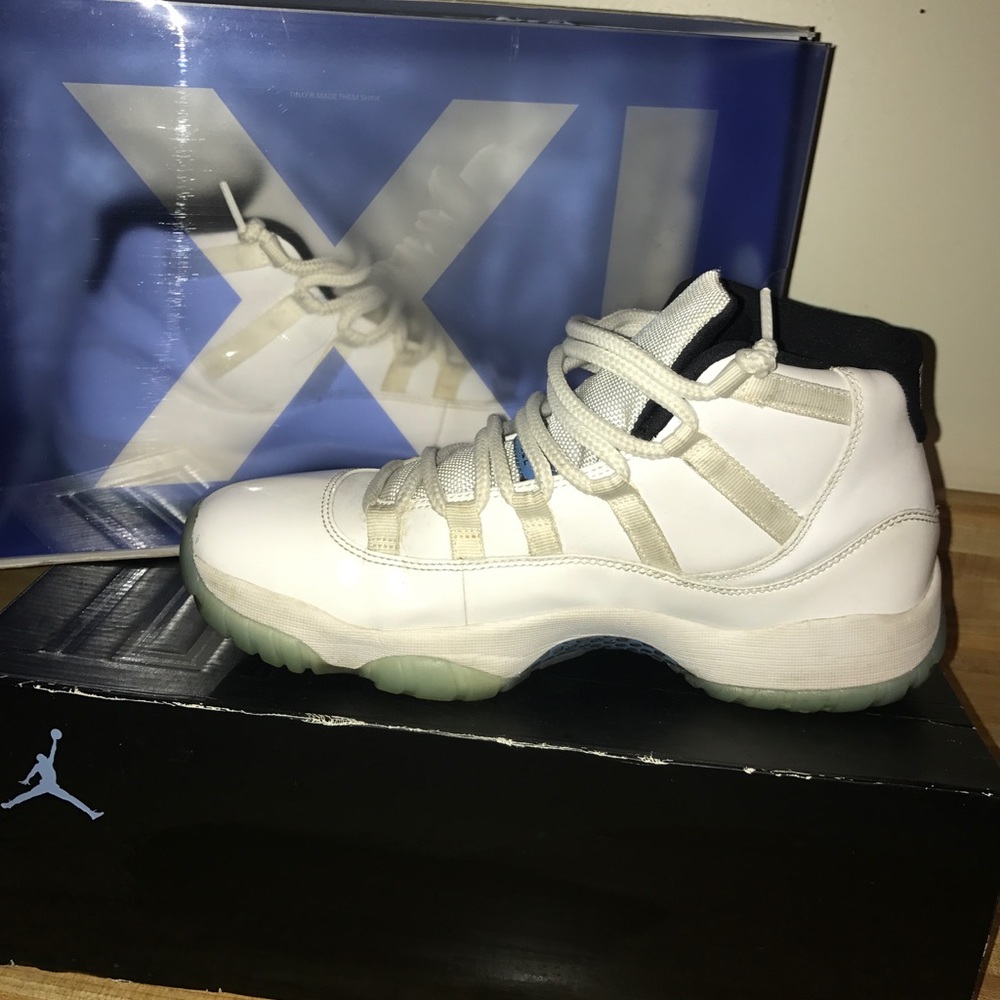 Air Jordan 11s Legend Blues