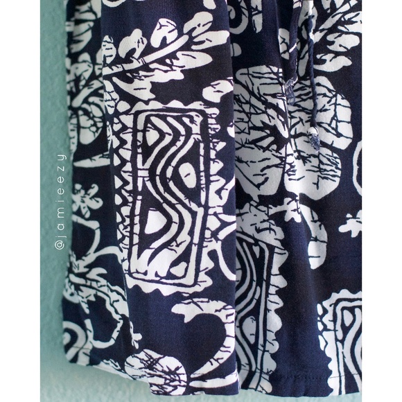 Aloha Hut Hawai'i | NWOT Aloha Print Top - Picture 4 of 5