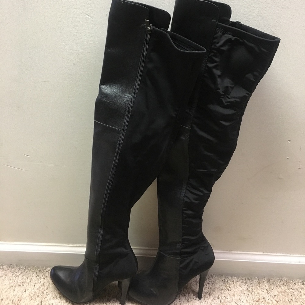 Victoria's secret Colin Stuart over the knee boots