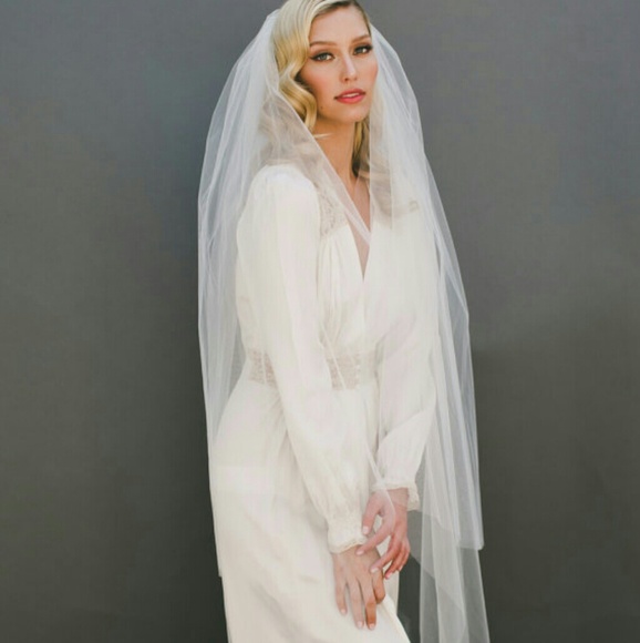 Two Tier Bridal Veil main image 7