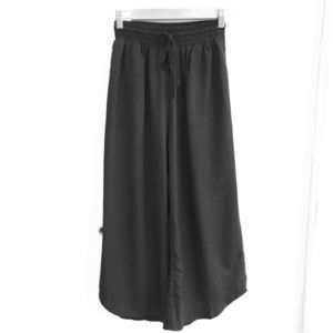 Wide leg gaucho pant