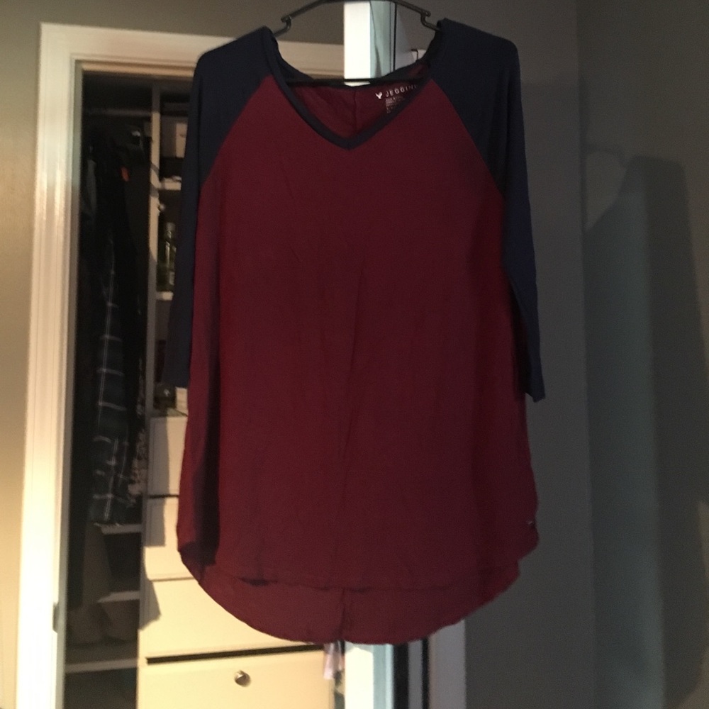 American Eagle Soft and Sexy Jegging Tee