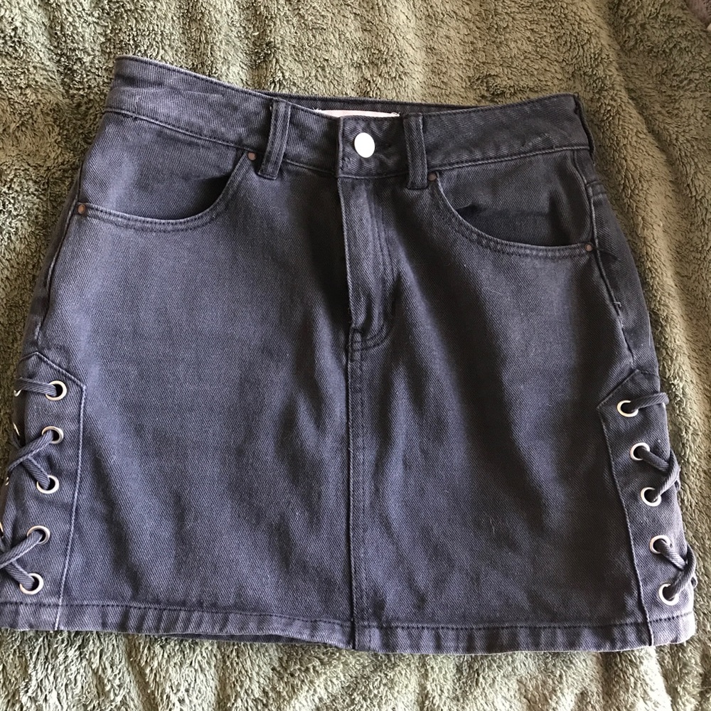 Pacsun dark wash jean skirt!