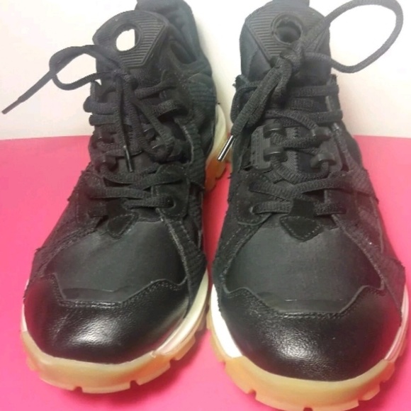 🌟SOLD🌟FLASH SALE HAPPY HOLIDAYSHUGE SAVINGS - Picture 3 of 8