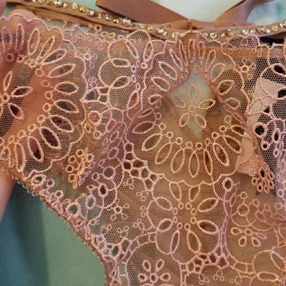 Victoria's Secret Designer Collection sexy panty - Picture 3 of 7