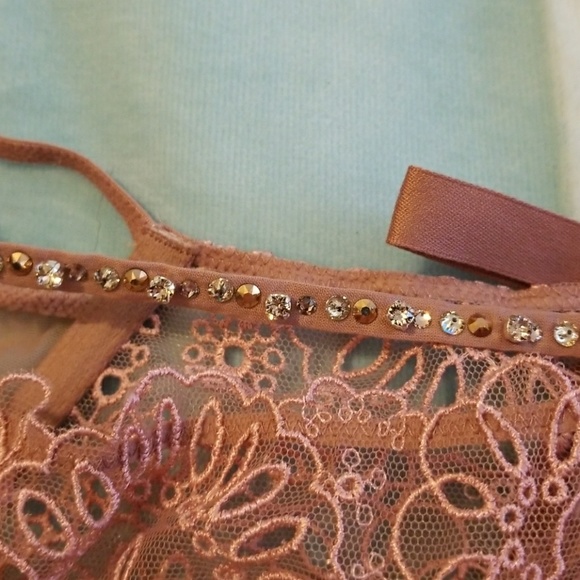 Victoria's Secret Designer Collection sexy panty - Picture 4 of 7