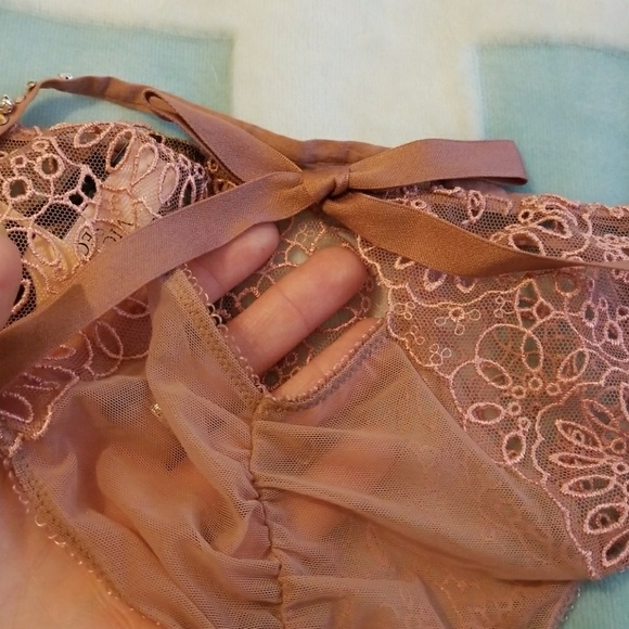 Victoria's Secret Designer Collection sexy panty - Picture 6 of 7