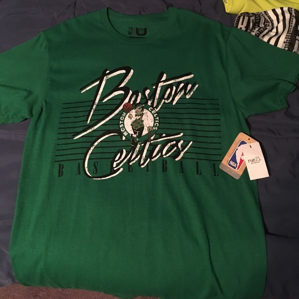 ⭐️😎👍BUNDLE of athletic shirts⭐️