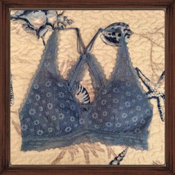 Victoria's Secret Other - 🆕 VS Lace Crochet Triangle Bralette