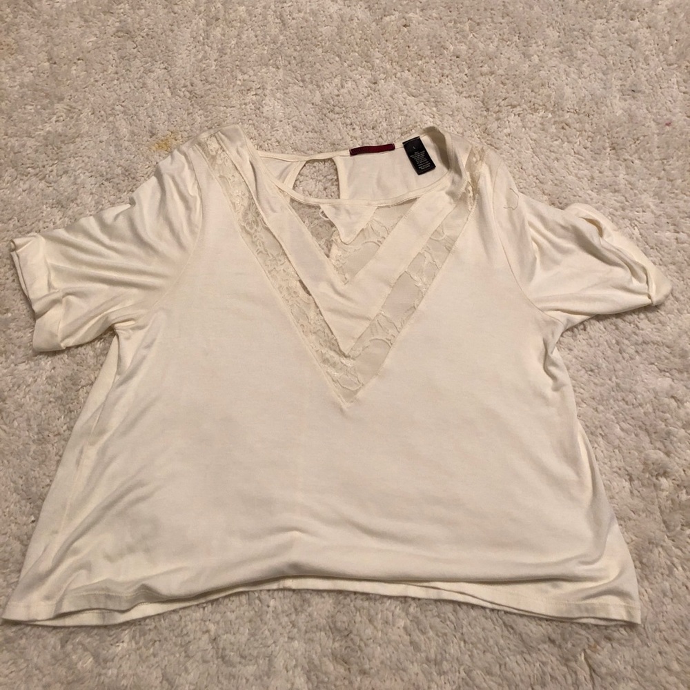 Buckle - BKE red top