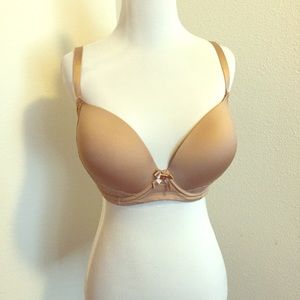 MOVING SALE 🌟 New Parfait nude lace detail bra