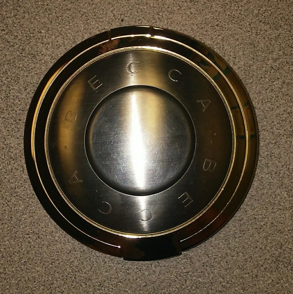 Becca Champagne Collection Split Pan